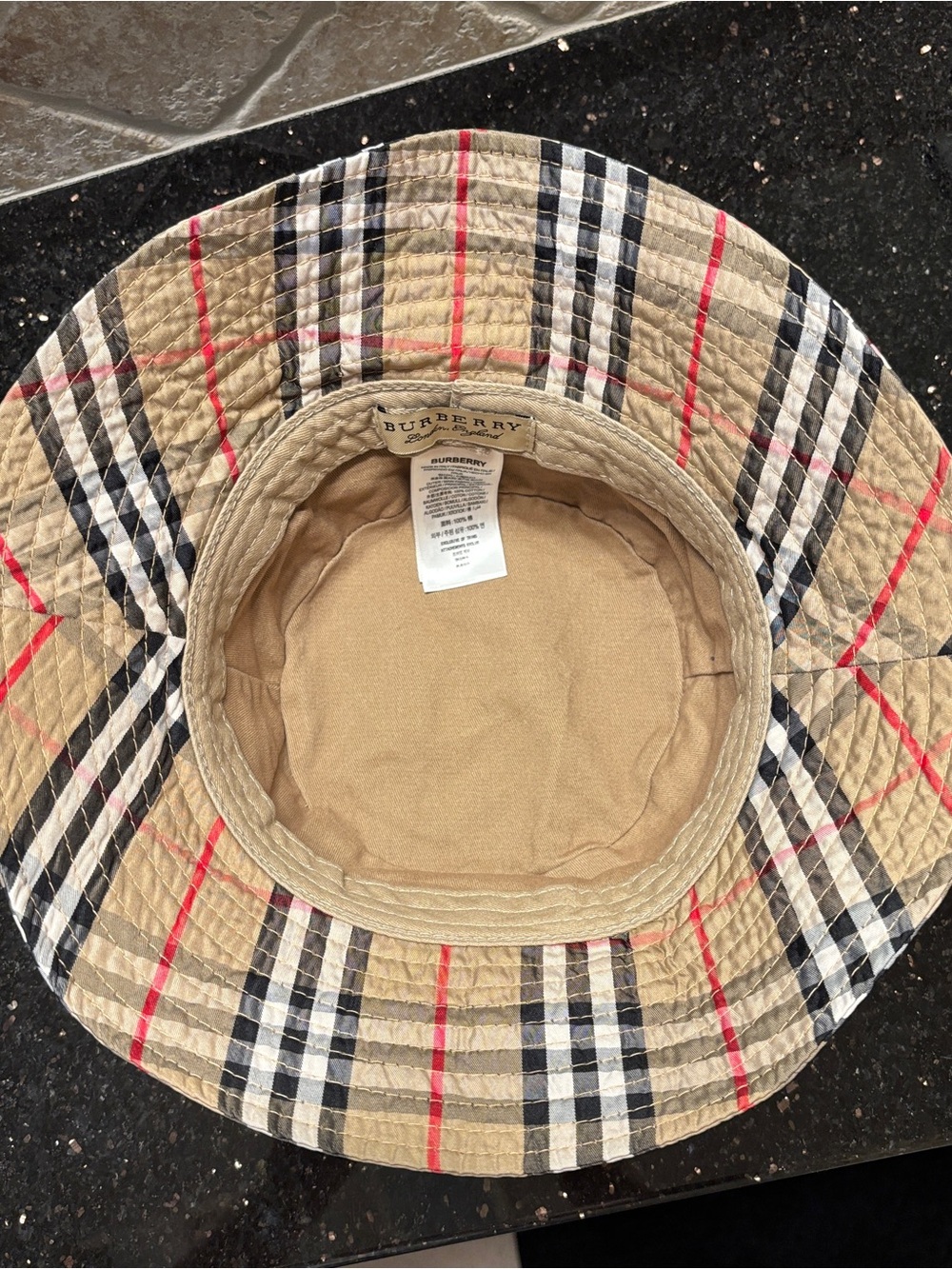 Burberry London Classic Vintage Check Bucket Hat with Embroidered Logo - Picture 8 of 12
